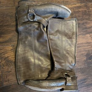 Frye boots 8 1/2 B